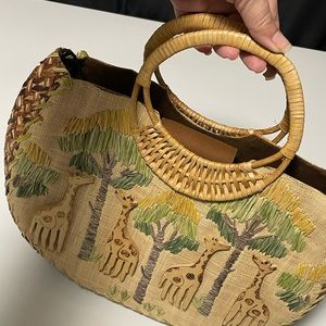41 Safari Straw Basket Purse